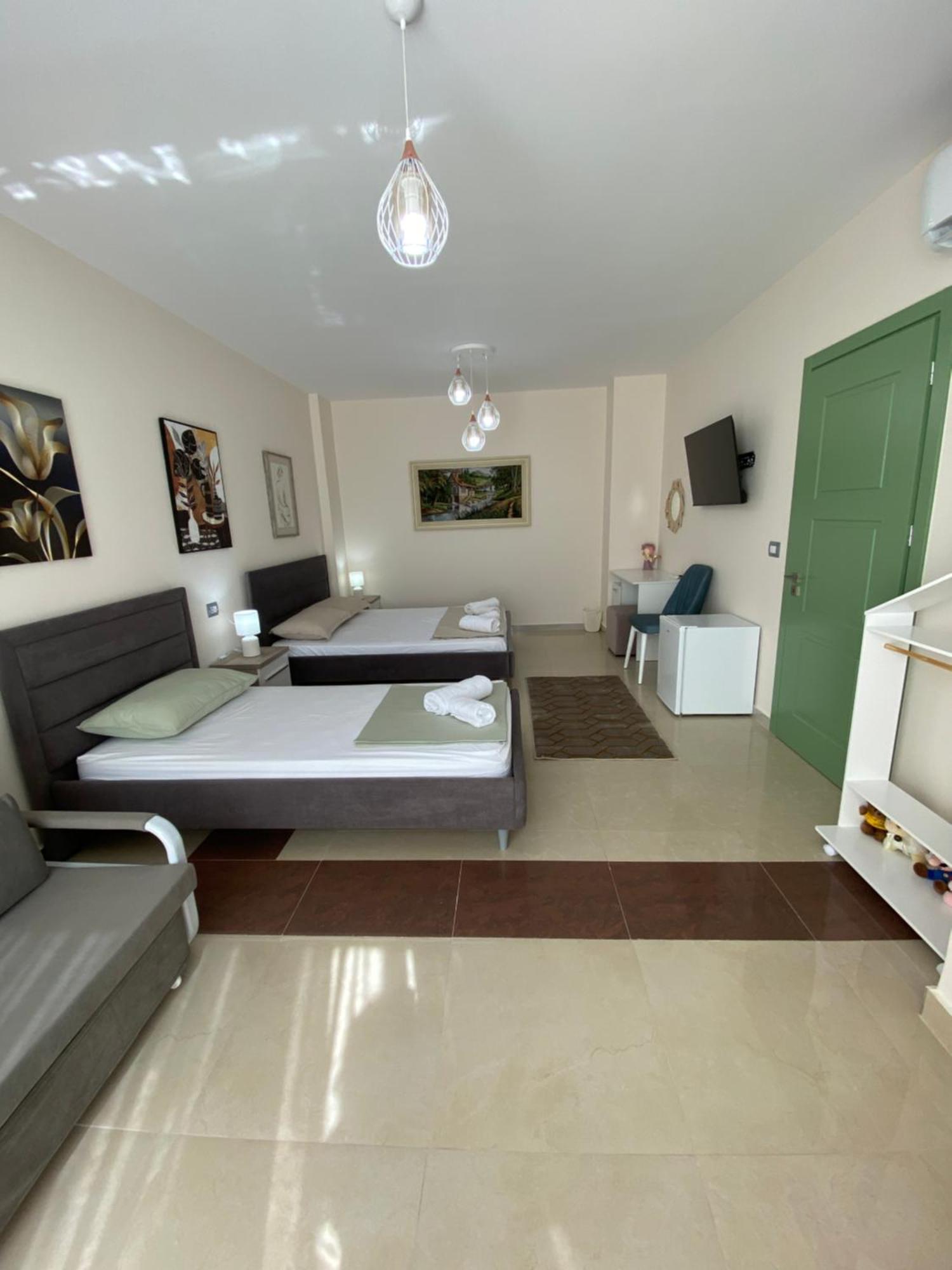 Tinas Rooms Дуррес Экстерьер фото